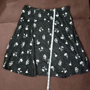 Black white mini skirt